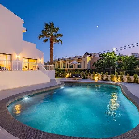 New! Nostra- Luxury Villa, Tennis Court, Gym, Swimming Pool, Jacuzzi By Dream *